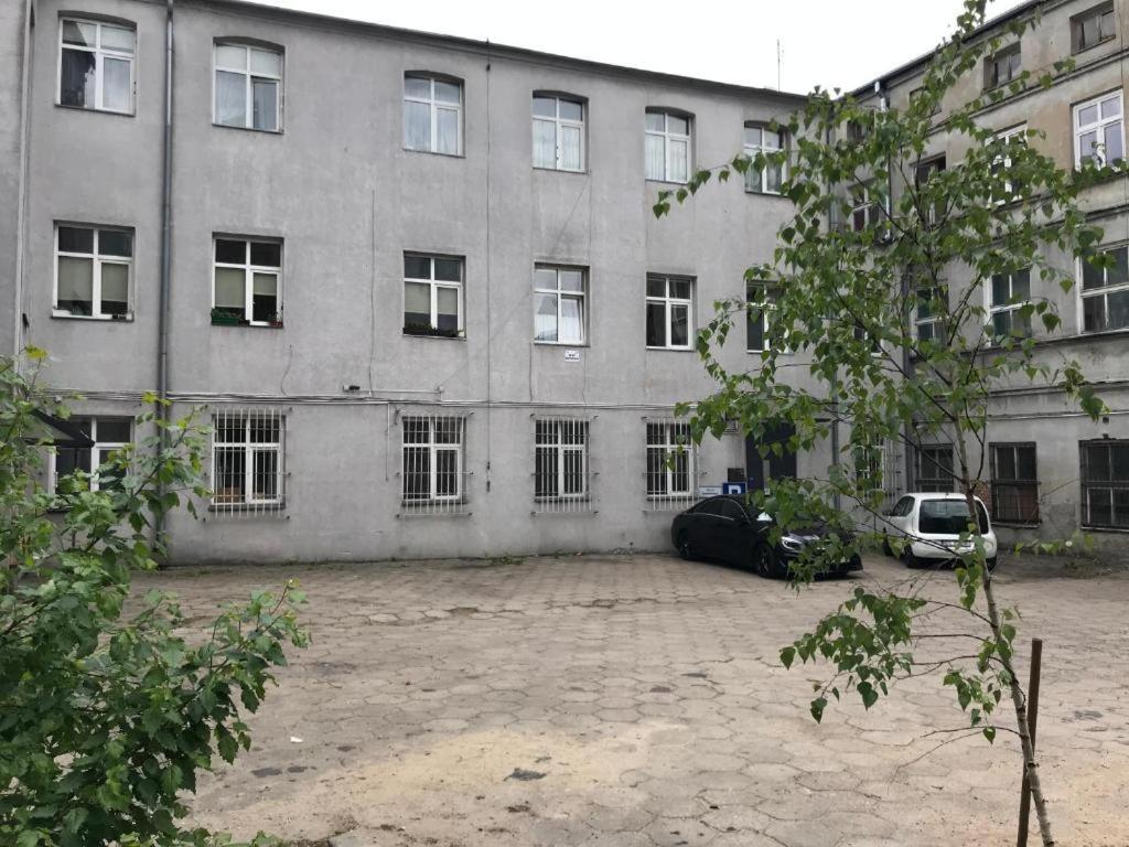 דירות לודז' Apartament Kamienica מראה חיצוני תמונה